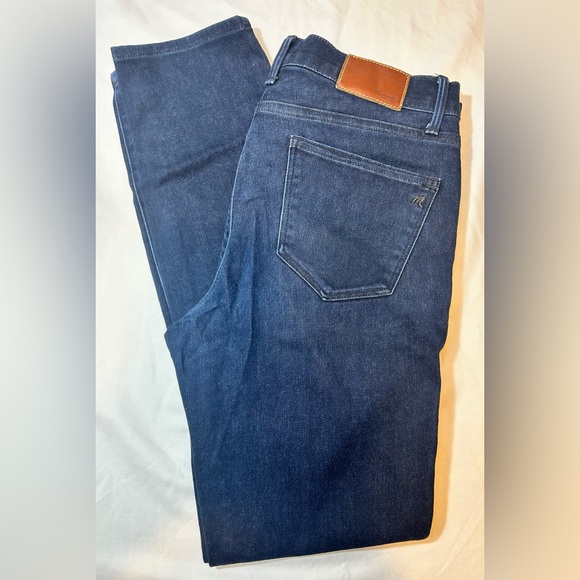 Madewell women’s straight leg Jean - Picture 6 of 8